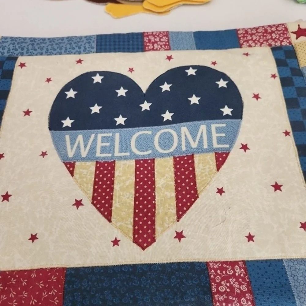 Patriotic Quilted Placemat Red White Blue Welcome Heart Design Americana - Picture 2 of 10